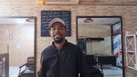 Pengusaha Barbershop Asal Papua, Naway RumaterayFoto: Sasagupapua