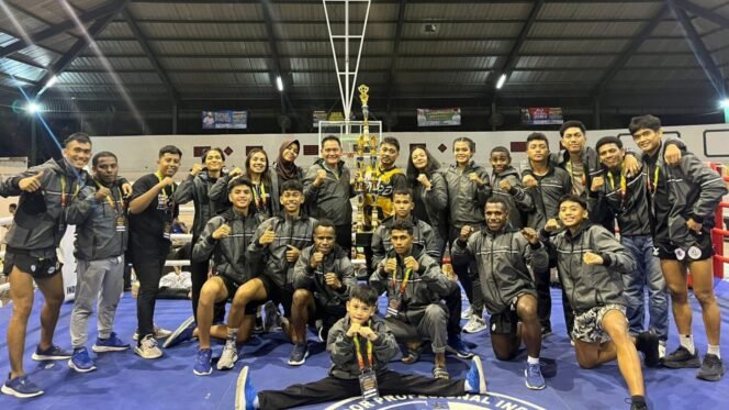 
Tim Mutiara raih juara umum Muaythai Open di Jawa Timur.Foto: Istimewa