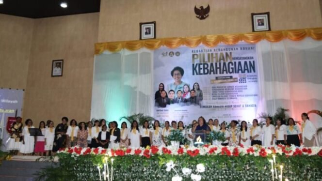 
Para Panitia KKR BWA Wilayah MimikaFoto: Sasagupapua.com