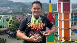 Jimmy Jones Ayorbaba pelatih Mutiara.Foto: Istimewa