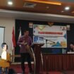 Pj Bupati Kabupaten Mimika saat membuka kegiatan Forum Konsultasi Publik yang dilaksanakan Dukcapil Mimika.Foto: Kristin Rejang-Sasagupapua.com