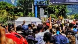 Capture video amatir proses penjemputan almarhum Lukas Enembe