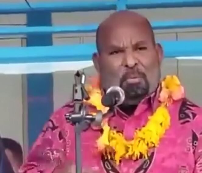 
Masyarakat Kenang Lukas Enembe Saat Sebut ‘Orang Papua Tidak Bahagia’