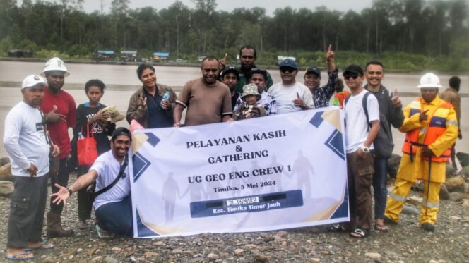 
Foto Bersama UG Geo Engineering Crew 1.
Foto:Sasagupapua.com