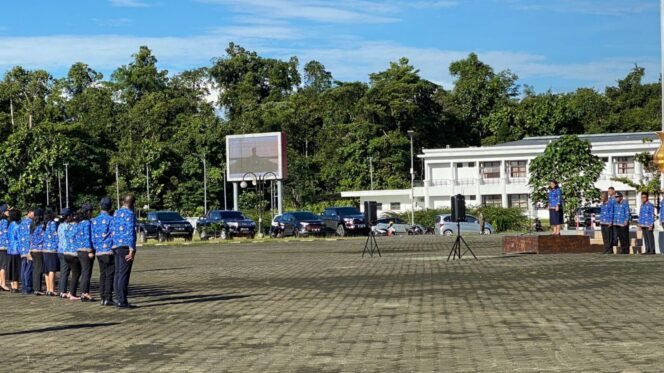 
Suasana apel pagi di Kantor Pusat Pemerintahan Kabupaten Mimika.Foto: Ist.
