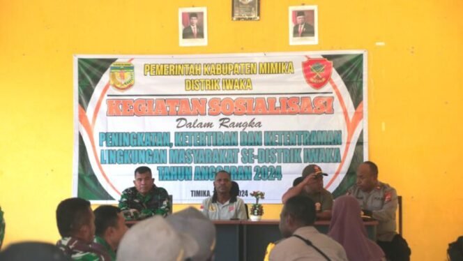 
Foto Rangkaian Kegiatan Pelatihan Peningkatan Ketertiban dan Ketentraman Linmas Distrik Iwaka