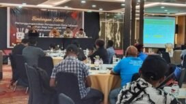 Para pemateri dan peserta Bimtek saat kegiatan berlangsung.(Foto: Humas JMSI Kabupaten Mimika)