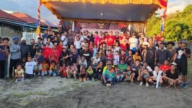 Warga Perumahan Hope berfoto bersama usai kegiatan jalan santai. (Foto: Istimewa)