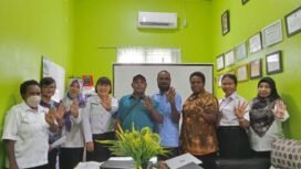 Foto bersama dalam rapat pembentukan KSO stunting di Puskesmas Karang Senang. (Foto:  sasagupapua.com)