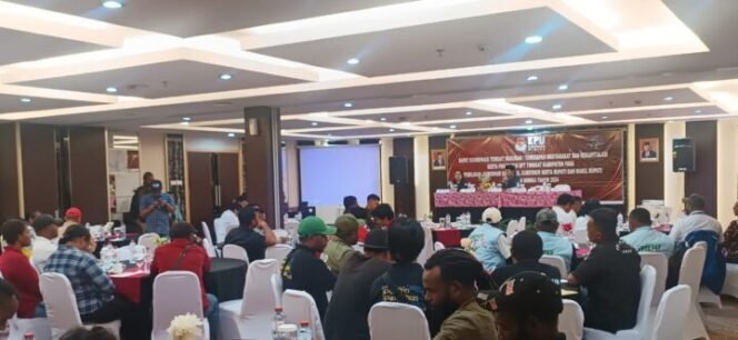 
Suasana Rakor Terkait Tanggapan Masyarakat dan Rekapitulasi. (Foto: Edwin Rumanasen)