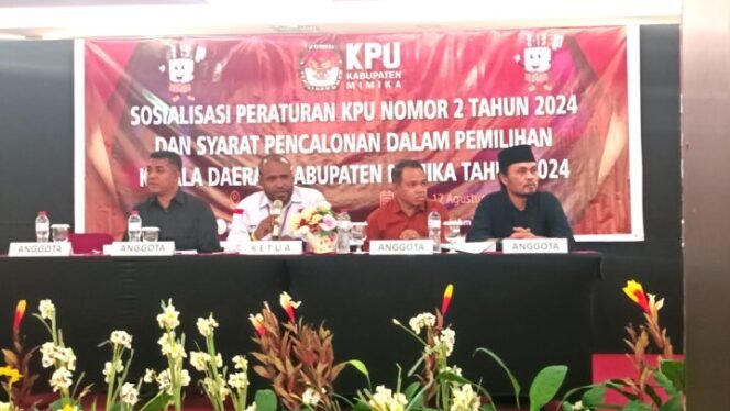 
Anggota Komisi Pemilihan Umum Kabupaten Mimika. (Foto: Edwin Rumanasen)