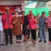 Foto bersama saat acara peresmian Posko Pemenangan JOEL dan Pengukuhan Persekutuan Mulawana Tawiri di Jalan Samratulangi, Timika, (Foto: Istimewa)