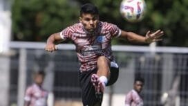 Tim PSBS Biak saat menjalani latihan jelang laga melawan Borneo FC. (Foto: Istimewa)