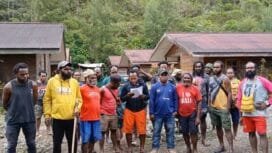 Capture video saat masyarakat Opitawak membacakan pernyataan sikap. (Sumber: @meldimwanal)