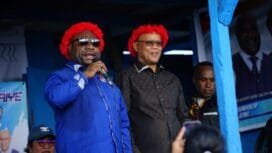 Pasangan Calon Bupati dan Wakil Bupati Kabupaten Mimika, Alexsander Omaleng dan Yusuf Rombe. (Foto: Tim Media AIYE)