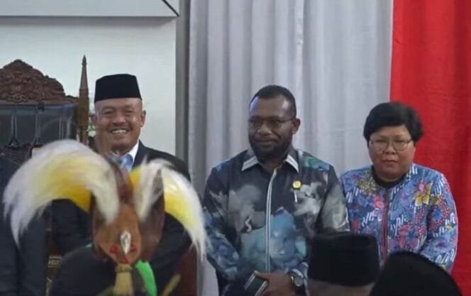 
Octovianus Takimai : Wakil Rakyat Perjuangkan Amanah Rakyat untuk masa depan lima tahun