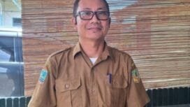 Kepala Puskesmas Timika, dr. Moses Untung.