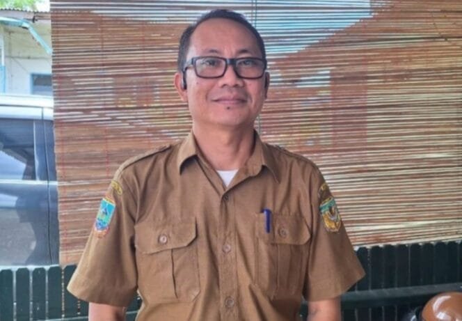 
Kepala Puskesmas Timika, dr. Moses Untung.