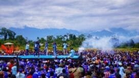 Cuaca yang cerah saat Kampanye Akbar AIYE di lapangan Petrosea. (Foto: Edwin Rumanasen)