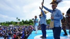 Pasangan Calon Bupati dan Wakil Bupati Mimika 2024-2029 saat Kampanye Akbar. (Foto: Istimewa)