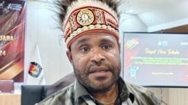 Ketua KPU Mimika, Dete Abugau