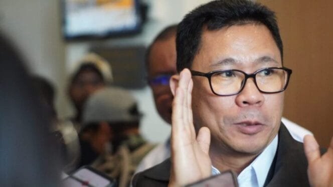 
Penjabat (PJ) Bupati Mimika, Yonathan Demme Tangdilintin. (Foto: Kristin Rejang/Sasagupapua.com)