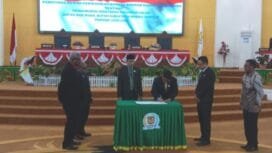 Suasana rapat paripurna pengumuman penetapan calon Bupati dan Wakil Bupati Mimika terpilih. (Foto: Istimewa)