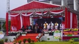 Suasana acara syukuran Pelantikan Bupati dan Wakil Bupati Mimika dan Perkenalan Gubernur Papua Tengah. (Foto: Edwin Rumanasen)