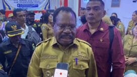 Bupati Kabupaten Nabire, Mesak Magai 