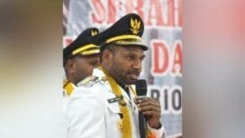 Bupati Paniai definitif, Yampit Womaki Nawipa, Amd.Tek., saat perbidato di Sertijab Bupati Kabupaten Paniai 2025-2030. Foto: Istimewa