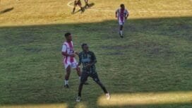 Pertandingan penyisihan group A, Persido Dogiyai vs Persinab Nabire di stadion wania Imipi SP1. (Foto: Edwin Rumanasen/sasagupapua)