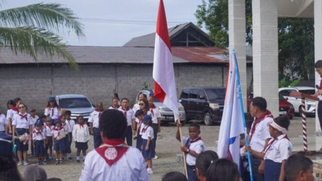 
Suasana acara pembukaan Perkemahan Adventurer. (Foto: Edwin Rumanasen/Sasagupapua.com)