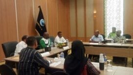 MenHAM RI, Natalius Pigai saat pertemuan di Timika. (Foto: Istimewa)