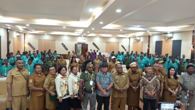 Foto bersama saat pembukaan kegiatan perlombaan (Foto:Edwin/sasagupapua)