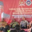 Anggota Komisi IX Dewan Perwakilan Rakyat Republik Indonesia (DPR RI) Obet Rumbruren saat menghadiri sosialisasi program MBG di Manokwari Selatan. (Foto: Istimewa)