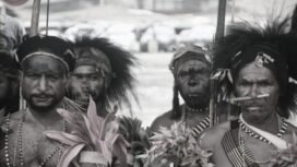 Masyarakat Adat Suku Amungme. (Foto: Edwin Rumanasen/Sasagupapua.com)