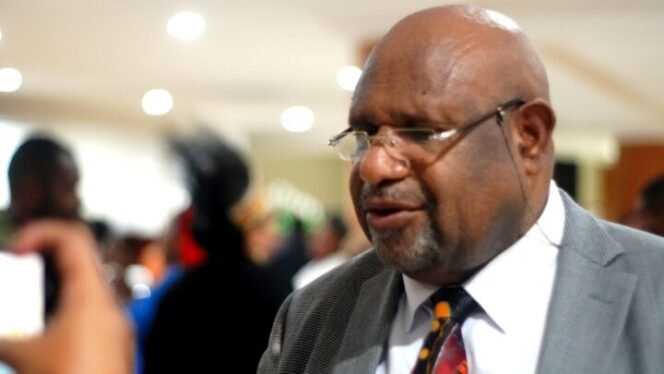 
Pendeta Dorman Wandikbo Ketika di temui saat acara KKR 