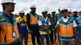 Bahlil Laida saat berkunjung di Tambang Nikel Gag. (Foto Kementerian ESDM)