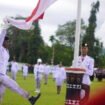 Paskibraka Kabupaten Nabire saat mengibarkan bendera merah putih. (Foto: Sasagupapua.com)