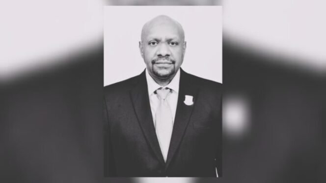 
Mendiang Yansen Tinal semasa hidup. 