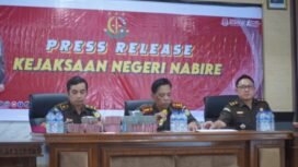 Suasana konferensi pers oleh Kajari Nabire di Kantor Kejari, Senin (8/9/2025). Foto: Edwin Rumanasen/Sasagupapua