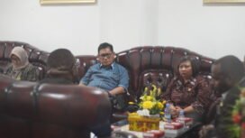 Suasana pertemuan Komnas HAM dengan DPR-PT, Kamis (16/10/2025).