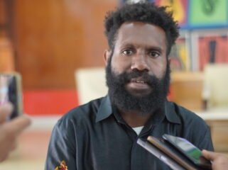 Pegiat Literasi Papua Tengah, Mecky Tebai 