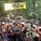 Penanaman Kopi melalui Youth Forest Camp (YFC) 2025 dalam  kegiatan yang diselenggarakan oleh Yayasan Bentara Papua (YBP) pada 27-31 Oktober 2025 di Kampung Solol, Distrik Salawati Barat, Raja Ampat.
