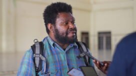 Direktur WALHI Papua, Maikel Peuki. (Foto: Kristin Rejang/Sasagupapua.com)
