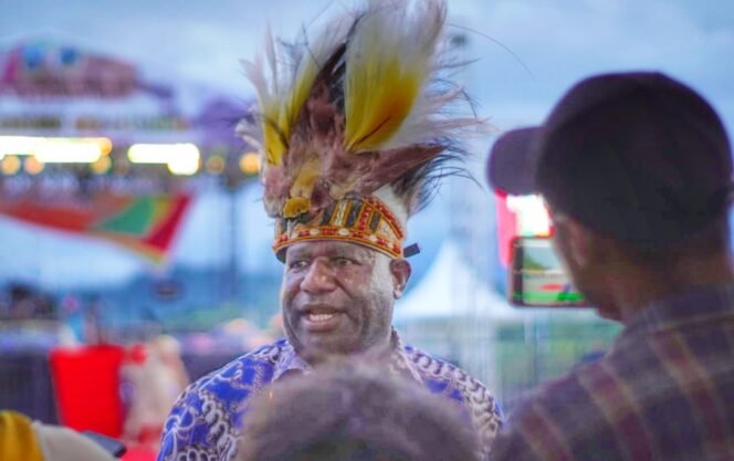 
Kepala Dinas Koperasi, UMKM, Perindustrian, dan Perdagangan Provinsi Papua Tengah, Norbertus Mote. (Foto: Kristin Rejang/Sasagupapua.com)