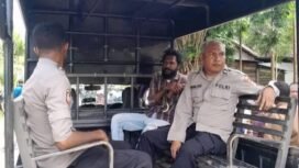 Stenliy saat dibawa oleh kepolisian. (Foto: Dok Istimewa)