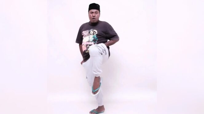 
Komedian Yohanes Pangkey (Yopa)