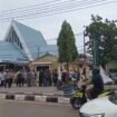 Suasana di depan Gereja Katedral Santo Fransiskus Xaverius Merauke. (Capture video amatir)