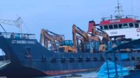 Kapal LCT Samudera Rahayu. Foto: Tim Investigasi WALHI Papua. 